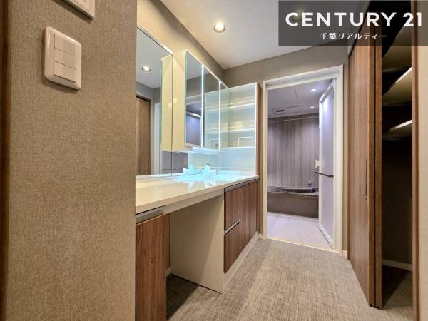 ワンダーベイシティSAZANサウスウイング