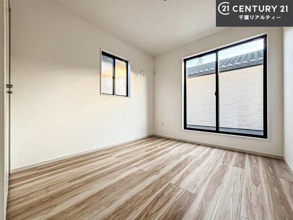 習志野市袖ケ浦4丁目　1号棟