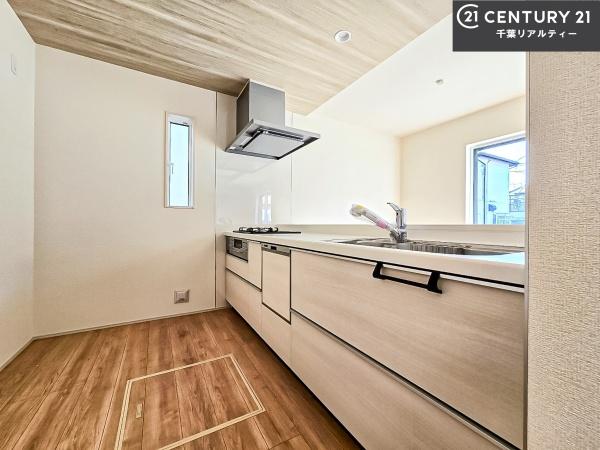 船橋市新高根4丁目　1号棟