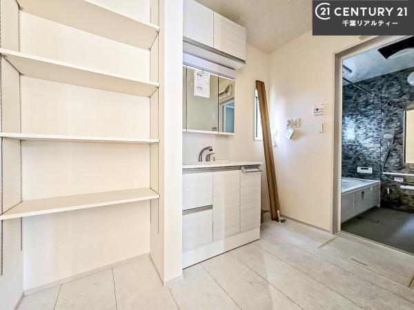 船橋市新高根4丁目　1号棟