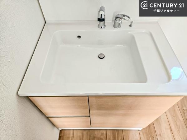 船橋市芝山6丁目　1号棟