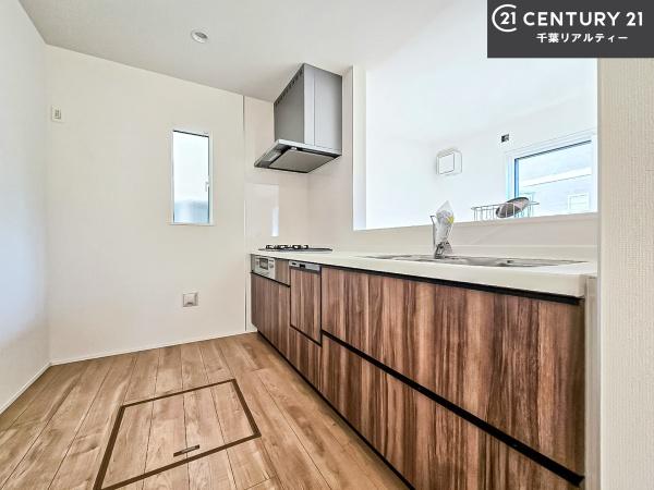 船橋市芝山6丁目　1号棟