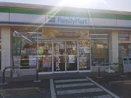 船橋市松が丘3丁目　2号棟(ファミリーマート船橋古和釜店)