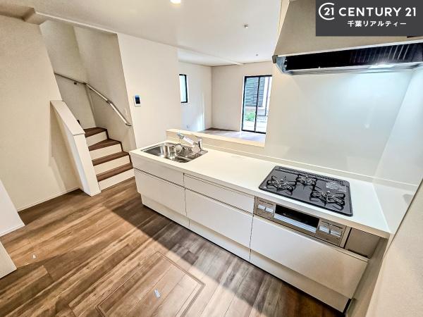 船橋市上山町3丁目　A号棟