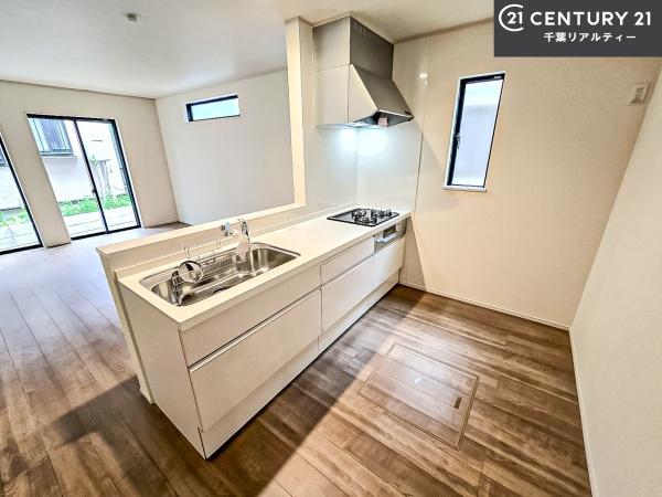 船橋市上山町3丁目　A号棟