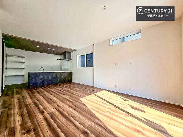 千葉市若葉区千城台西１丁目　１号棟