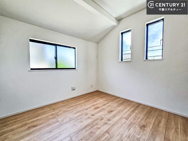 船橋市新高根3丁目　A号棟