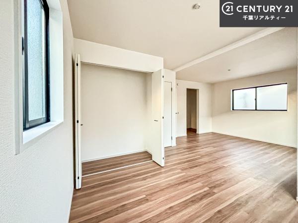 習志野市袖ケ浦4丁目　2号棟