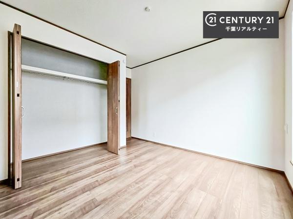 千葉市若葉区千城台東4丁目　B号棟