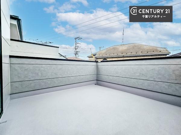 千葉市中央区寒川町３丁目　３号棟