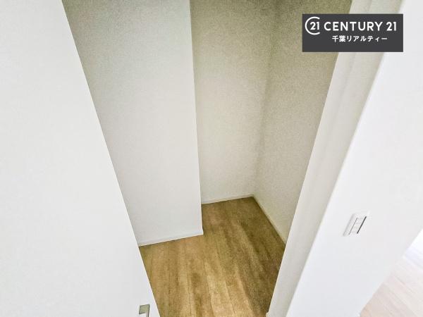 千葉市中央区寒川町３丁目　３号棟