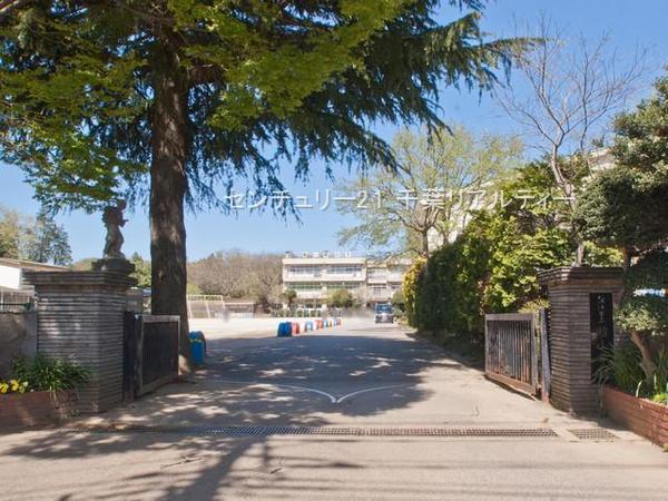 八千代市大学町５丁目　２６号棟(八千代市立睦小学校)