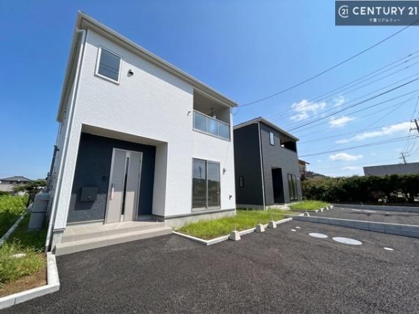 銚子市長塚町５丁目　１号棟