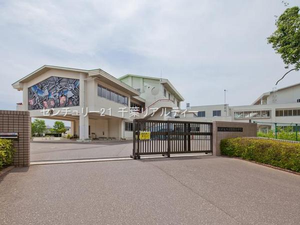 四街道市鷹の台４丁目の中古一戸建て(四街道市立吉岡小学校)