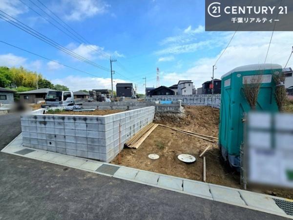 四街道市内黒田　８号棟