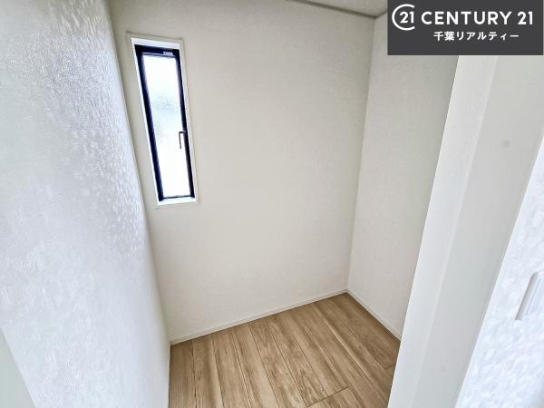 富里市七栄　1号棟