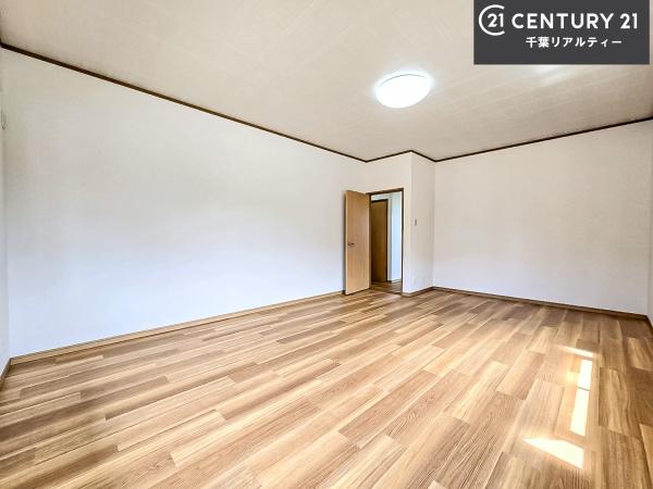 八街市八街ほの中古一戸建て