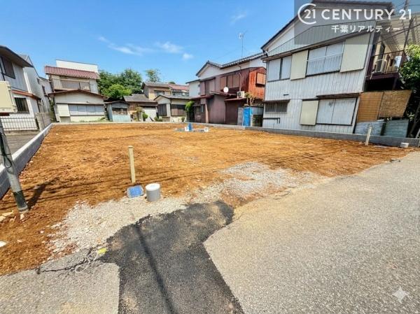 鎌ケ谷市東中沢4丁目　A号棟
