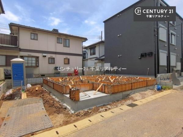 千葉市稲毛区小仲台８丁目　A号棟