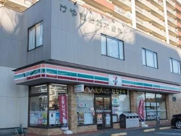 ライフブロード西白井５棟(セブンイレブン西白井駅前店)
