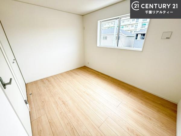 成田市中台6丁目　10号棟