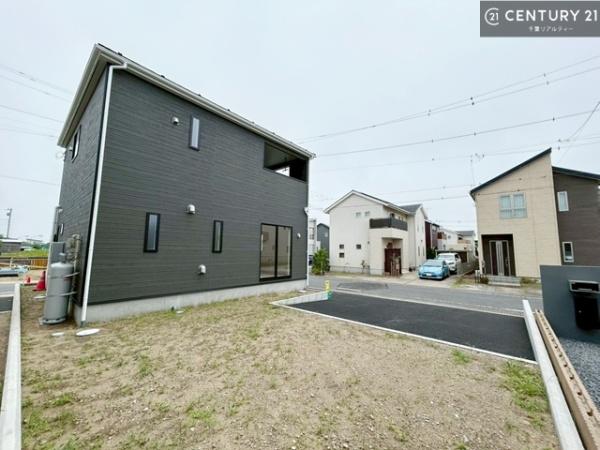 神栖市土合本町１丁目　２号棟