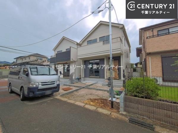 成田市飯田町　B号棟