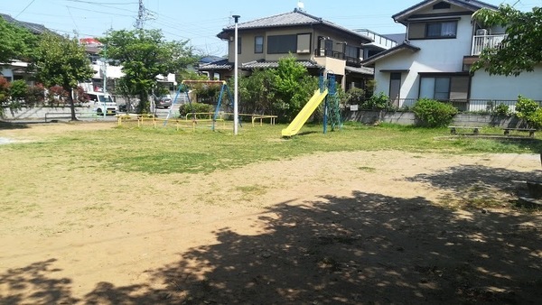 千葉市若葉区加曽利町(桜木東公園)