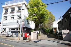 ハウス・オン・ザ・ヒル　ルネ市川フラッツⅠ(市川市立中山小学校)