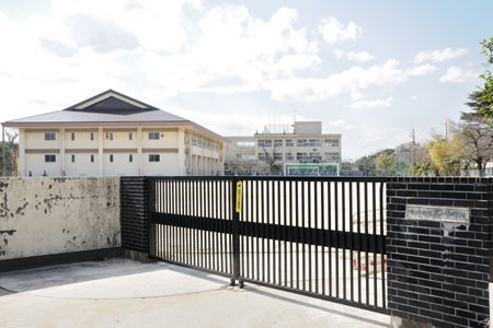 市川市市川(市川市立第一中学校)