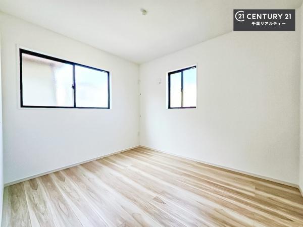 佐倉市鏑木町２丁目　１号棟