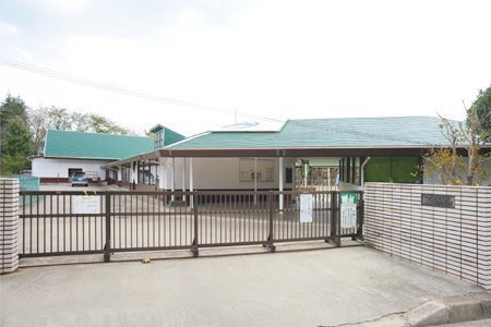 成田市飯田町　B号棟(はしが台幼稚園)