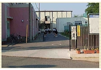 千葉市中央区仁戸名町　２号棟(千葉市立松ケ丘中学校)