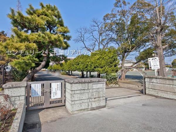 青葉の森公園通り１３号棟(千葉市立鶴沢小学校)