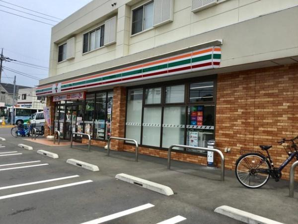 印西市草深　３号棟(セブンイレブン印西高花団地入口店)