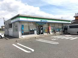 ツインエルシティ千葉１番館(ファミリーマート若葉若松町店)