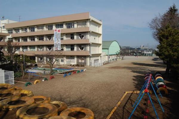 船橋市浜町1丁目(船橋市立宮本小学校)