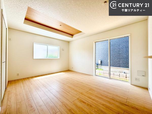 成田市中台6丁目　16号棟