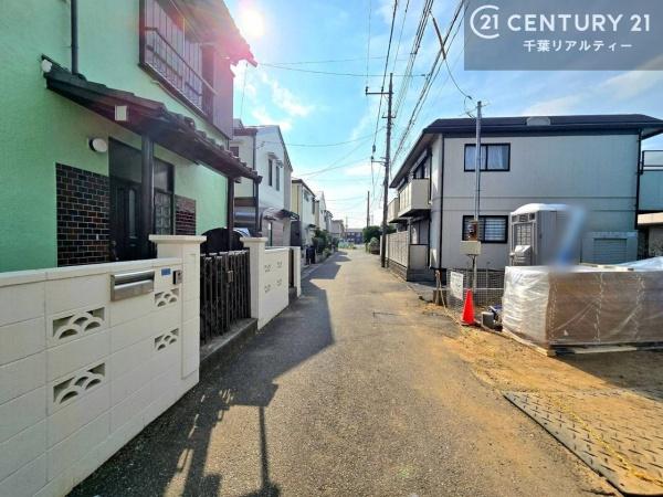鎌ケ谷市東中沢4丁目　B号棟