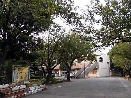 船橋市山手2丁目　2号棟(船橋市立行田中学校)