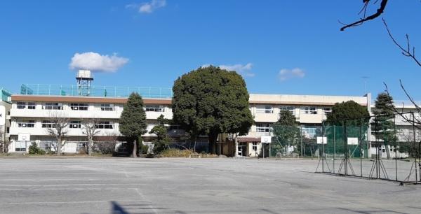 市川市真間４丁目(市川市立第二中学校)