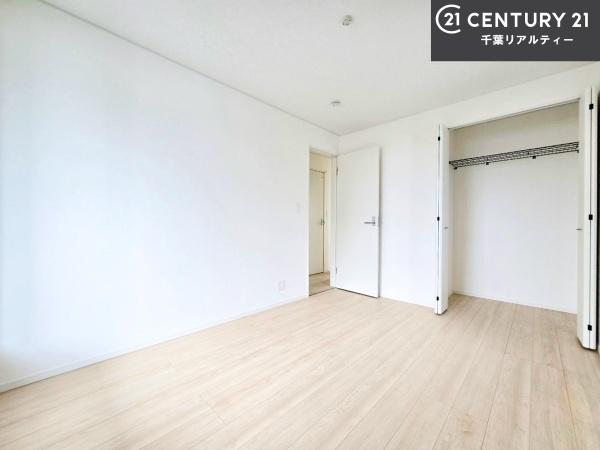 八街市八街ほ　4号棟