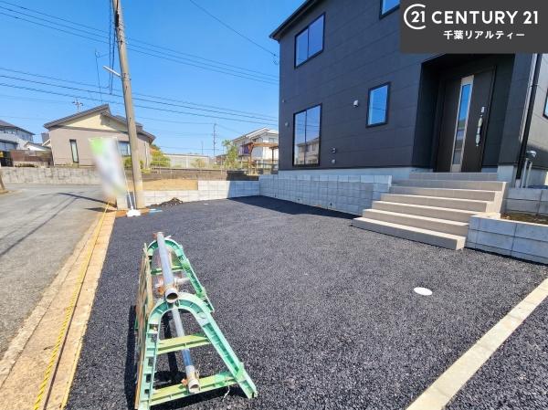 八街市文違　1号棟