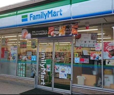 市川市高谷　２号棟(ファミリーマート市川高谷一丁目店)