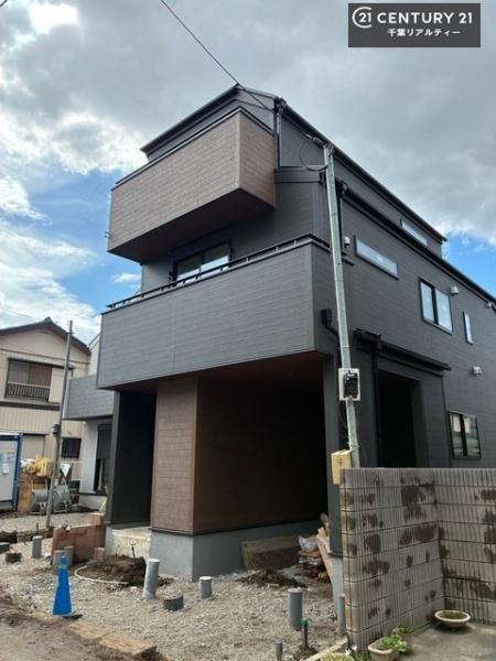 千葉市花見川区検見川町５丁目　３号棟