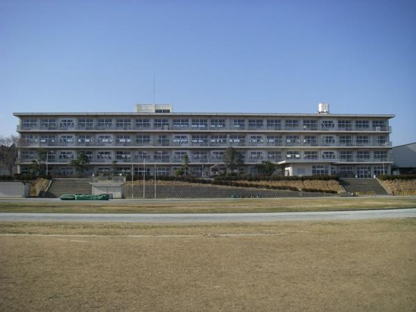 香取市野田(香取市立小見川中学校)