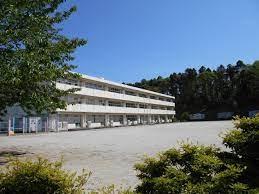 八街市榎戸　1号棟(八街市立八街北小学校)
