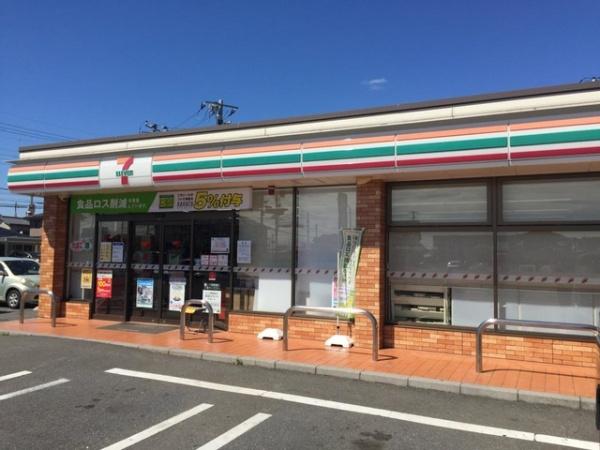 千葉市緑区古市場町　１１号棟(セブンイレブン千葉古市場店)