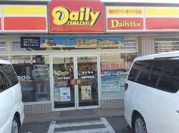市川市下貝塚３丁目　１号棟(デイリーヤマザキ市川下貝塚3丁目店)