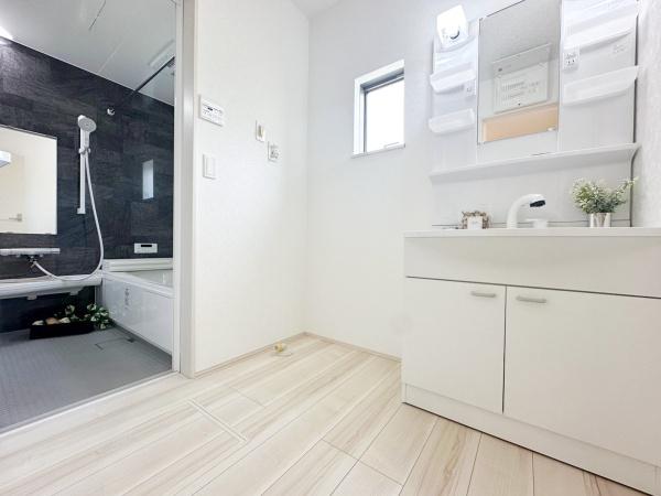 市原市諏訪２丁目の新築一戸建
